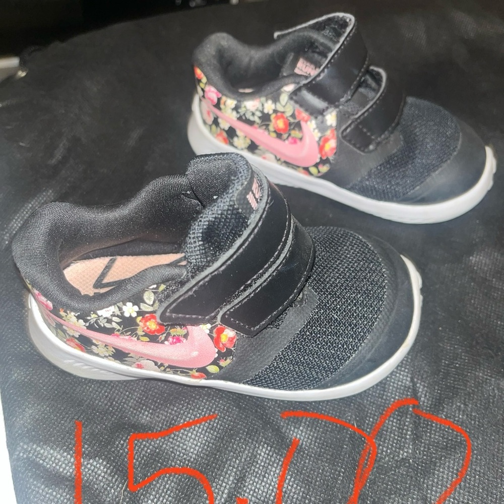 Nike Kids Black and Pink Floral Sneakers